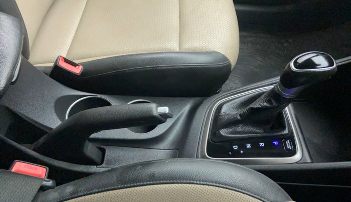 2018 Hyundai Verna 1.6 SX VTVT AT (O), Petrol, Automatic, 14,187 km, Gear Lever