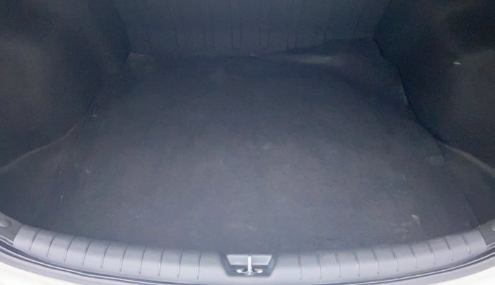 2018 Hyundai Verna 1.6 SX VTVT AT (O), Petrol, Automatic, 14,187 km, Boot Inside View