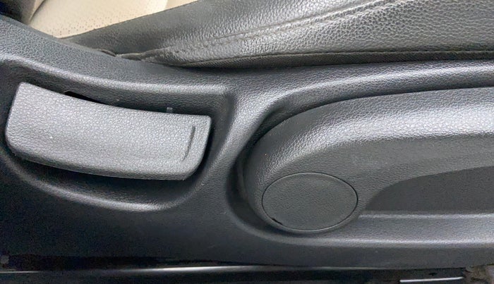 2018 Hyundai Verna 1.6 SX VTVT AT (O), Petrol, Automatic, 14,187 km, Driver Side Adjustment Panel