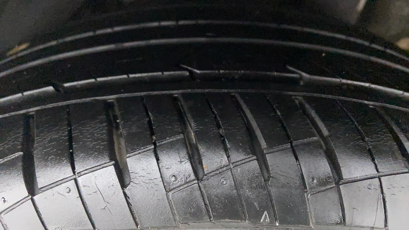 2018 Hyundai Verna 1.6 SX VTVT AT (O), Petrol, Automatic, 14,187 km, Left Rear Tyre Tread