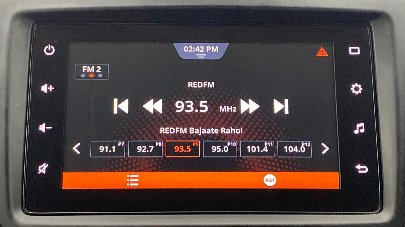 2020 Maruti Vitara Brezza ZXI+ AT SHVS DUAL TONE, Petrol, Automatic, 14,792 km, Infotainment System