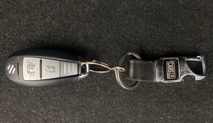 2020 Maruti Vitara Brezza ZXI+ AT SHVS DUAL TONE, Petrol, Automatic, 14,792 km, Key Close Up