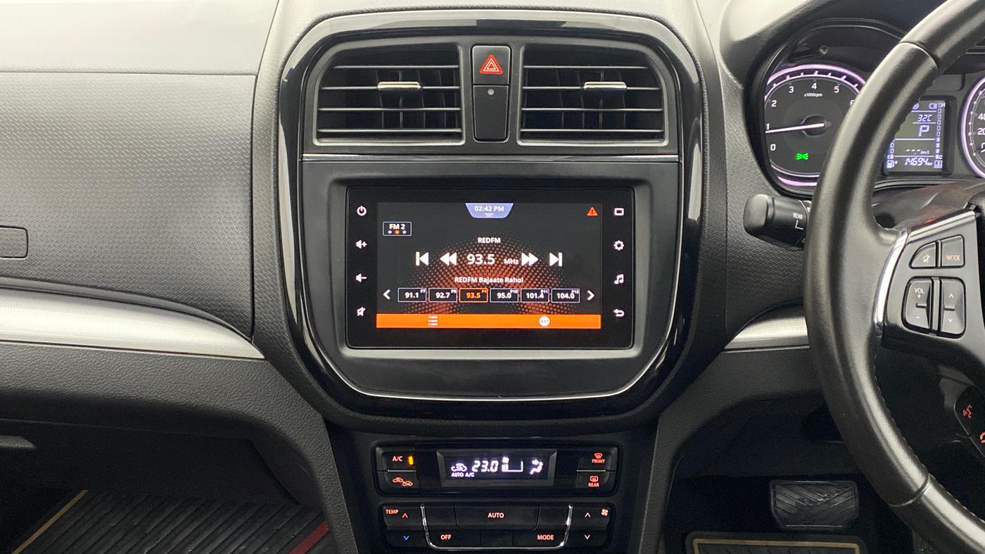 2020 Maruti Vitara Brezza ZXI+ AT SHVS DUAL TONE, Petrol, Automatic, 14,792 km, Air Conditioner