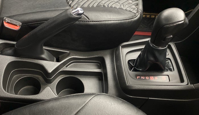 2020 Maruti Vitara Brezza ZXI+ AT SHVS DUAL TONE, Petrol, Automatic, 14,792 km, Gear Lever