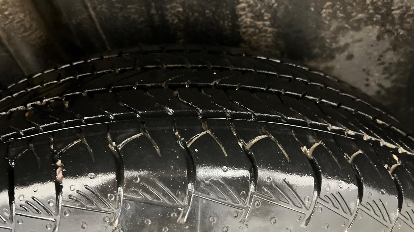 2023 Maruti Grand Vitara DELTA SMART HYBRID AT, Petrol, Automatic, 34,317 km, Right Rear Tyre Tread