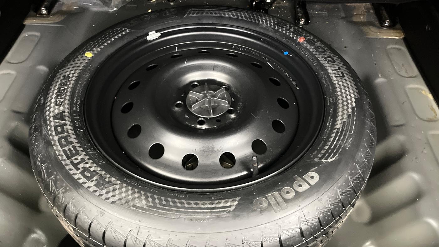 2023 Maruti Grand Vitara DELTA SMART HYBRID AT, Petrol, Automatic, 34,317 km, Spare Tyre