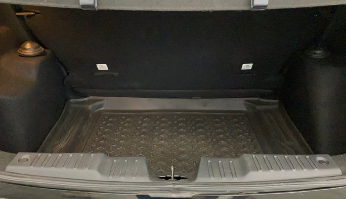 2023 Tata ALTROZ XZ Plus (S) Dark Edition, Petrol, Manual, 9,701 km, Boot Inside