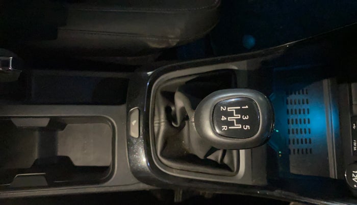 2023 Tata ALTROZ XZ Plus (S) Dark Edition, Petrol, Manual, 9,701 km, Gear Lever