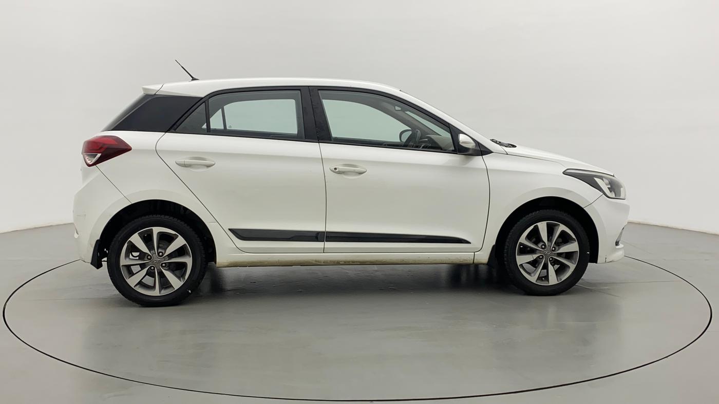 2015 Hyundai Elite i20 SPORTZ 1.2, Petrol, Manual, 43,071 km, Right Side View