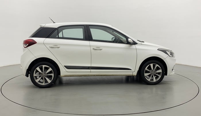 2015 Hyundai Elite i20 SPORTZ 1.2, Petrol, Manual, 43,071 km, Right Side View