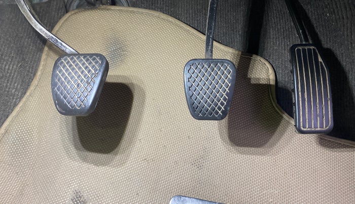 2013 Honda City 1.5L I-VTEC V MT, Petrol, Manual, 1,36,396 km, Pedals