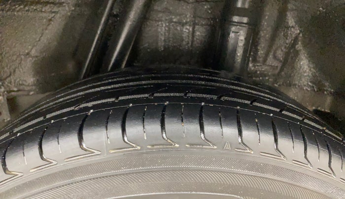 2017 Honda Jazz 1.2L I-VTEC V AT, Petrol, Automatic, 69,710 km, Left Rear Tyre Tread