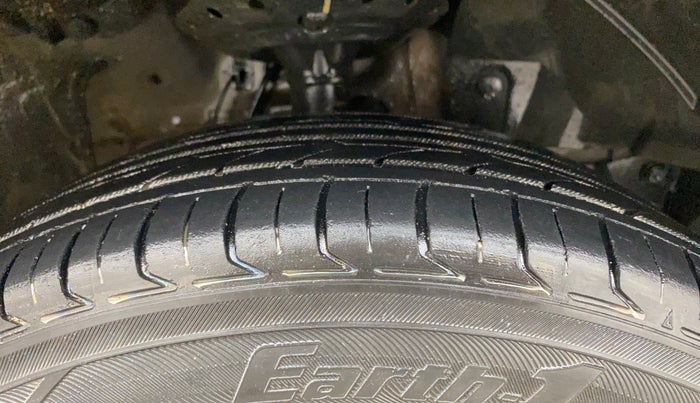 2017 Honda Jazz 1.2L I-VTEC V AT, Petrol, Automatic, 69,710 km, Right Front Tyre Tread