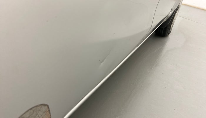 2013 Maruti Ritz VXI, Petrol, Manual, 33,748 km, Right rear door - Slightly dented