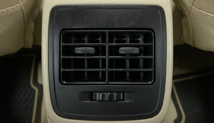 2018 Maruti Dzire VDI, Diesel, Manual, 72,764 km, Rear AC Vents