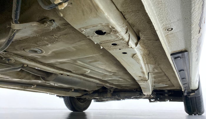 2018 Maruti Dzire VDI, Diesel, Manual, 72,764 km, Right Side Underbody