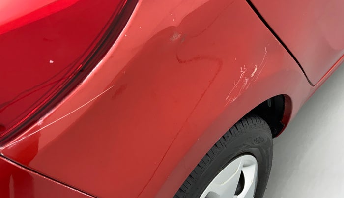 2018 Tata Tiago XZ PETROL, Petrol, Manual, 70,383 km, Right quarter panel - Minor scratches