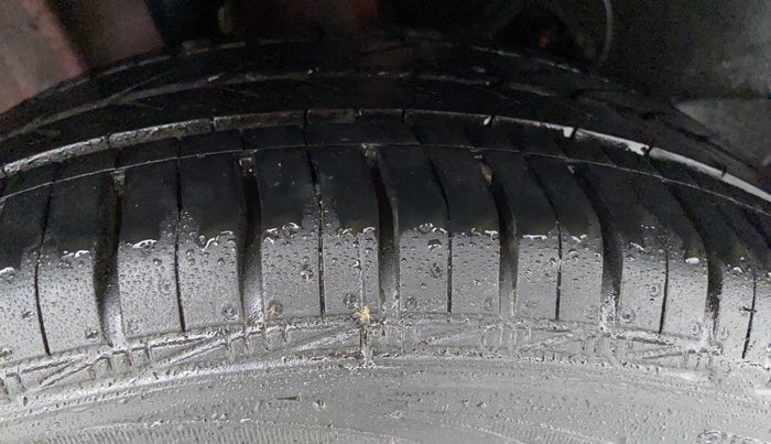 2018 Tata Tiago XZ PETROL, Petrol, Manual, 70,383 km, Right Rear Tyre Tread