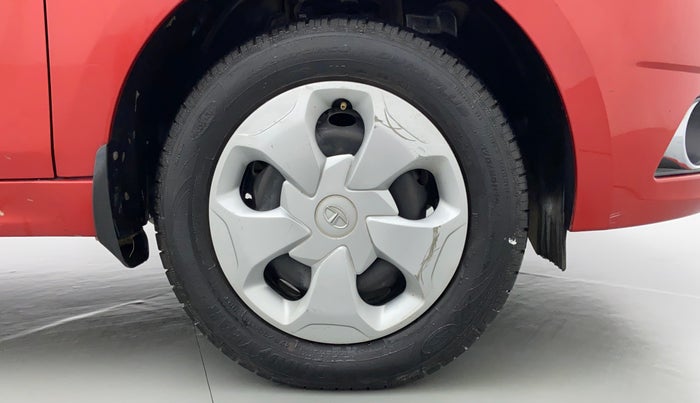 2018 Tata Tiago XZ PETROL, Petrol, Manual, 70,383 km, Right Front Wheel