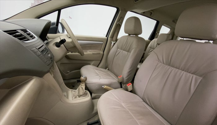 2014 Maruti Ertiga VDI, Diesel, Manual, 99,558 km, Right Side Front Door Cabin