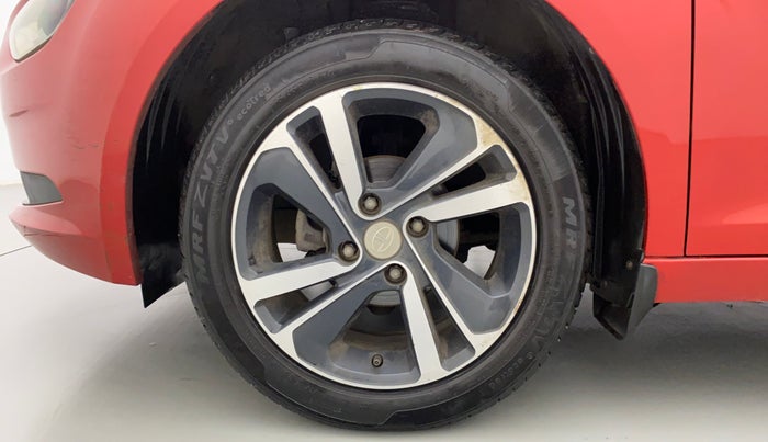 2020 Tata ALTROZ XZ 1.2, Petrol, Manual, 33,021 km, Left Front Wheel