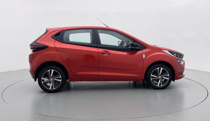 2020 Tata ALTROZ XZ 1.2, Petrol, Manual, 33,021 km, Right Side