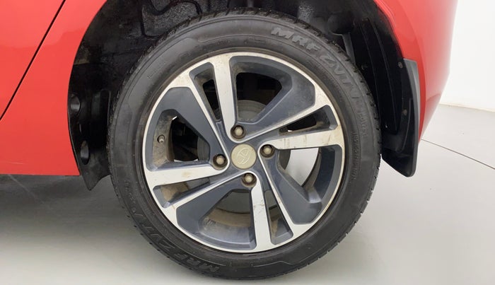 2020 Tata ALTROZ XZ 1.2, Petrol, Manual, 33,021 km, Left Rear Wheel