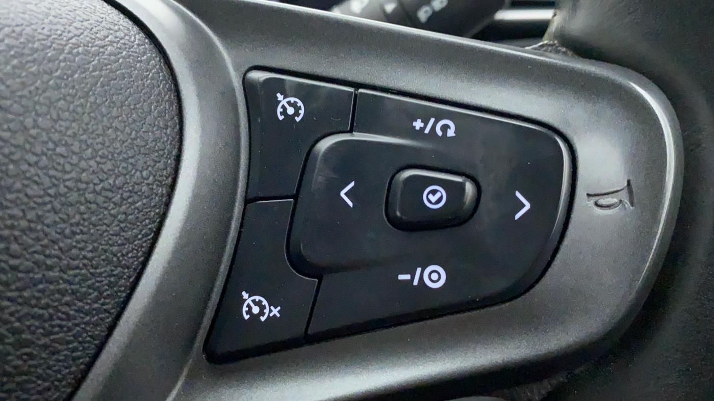 2020 Tata ALTROZ XZ 1.2, Petrol, Manual, 33,021 km, Adaptive Cruise Control