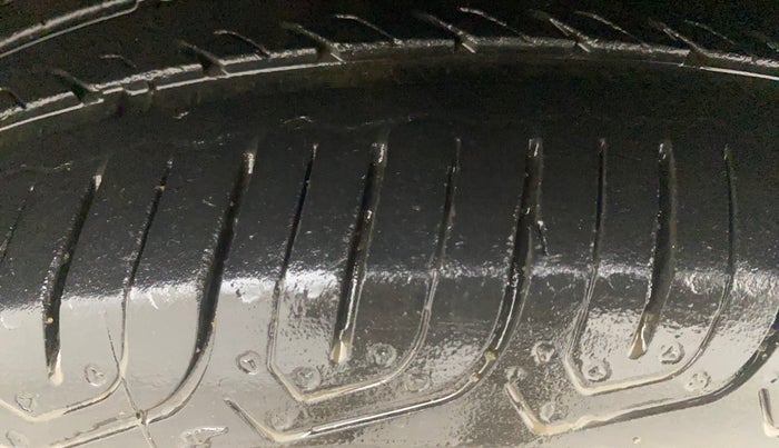 2017 Honda Jazz 1.2L I-VTEC V AT, Petrol, Automatic, 78,868 km, Left Front Tyre Tread