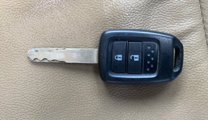 2017 Honda Jazz 1.2L I-VTEC V AT, Petrol, Automatic, 78,868 km, Key Close Up