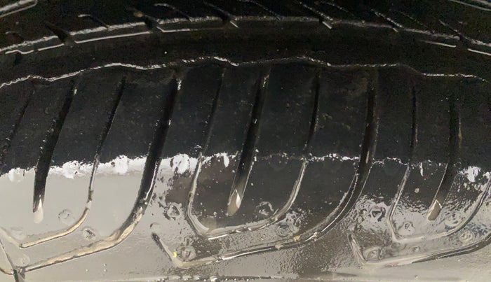 2017 Honda Jazz 1.2L I-VTEC V AT, Petrol, Automatic, 78,868 km, Right Front Tyre Tread