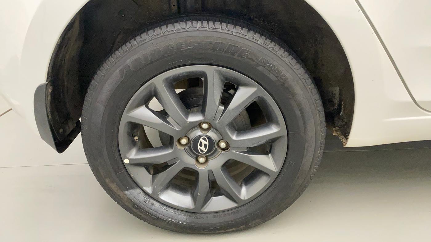 2018 Hyundai Elite i20 ASTA 1.2  CVT, CNG, Automatic, 39,395 km, Right Rear Wheel