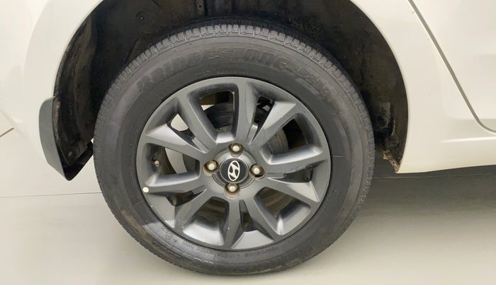 2018 Hyundai Elite i20 ASTA 1.2  CVT, CNG, Automatic, 39,395 km, Right Rear Wheel