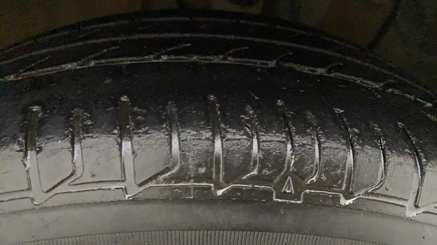 2018 Hyundai Elite i20 ASTA 1.2  CVT, CNG, Automatic, 39,395 km, Left Rear Tyre Tread