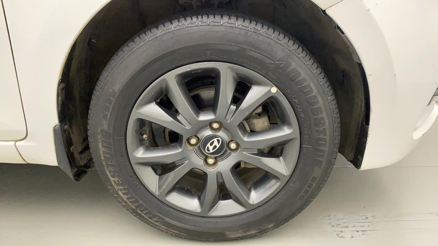 2018 Hyundai Elite i20 ASTA 1.2  CVT, CNG, Automatic, 39,395 km, Right Front Wheel