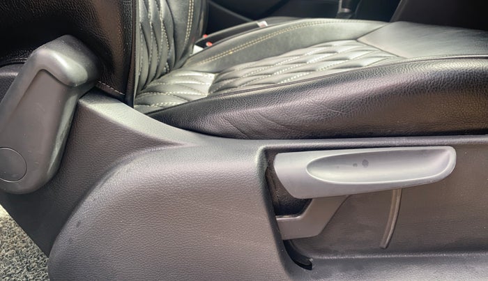 2017 Volkswagen Polo GT TSI AT, Petrol, Automatic, 67,687 km, Driver Side Adjustment Panel