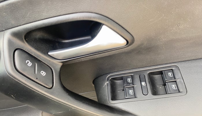 2017 Volkswagen Polo GT TSI AT, Petrol, Automatic, 67,687 km, Driver Side Door Panels Control