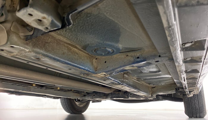 2012 Maruti Swift VDI, Diesel, Manual, 1,16,409 km, Right Side Underbody