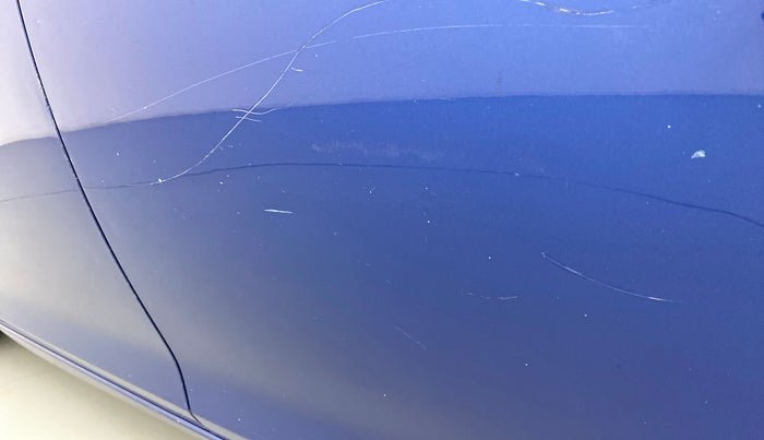 2012 Maruti Swift VDI, Diesel, Manual, 1,16,409 km, Rear left door - Paint has faded