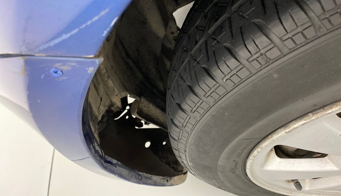 2012 Maruti Swift VDI, Diesel, Manual, 1,16,409 km, Left fender - Lining loose