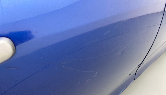 2012 Maruti Swift VDI, Diesel, Manual, 1,16,409 km, Right rear door - Paint has faded