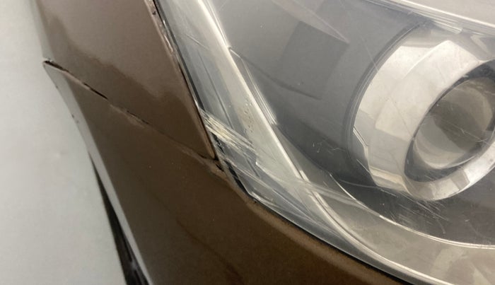2017 Maruti Ciaz VDI+ SHVS, Diesel, Manual, 81,531 km, Right headlight - Minor scratches