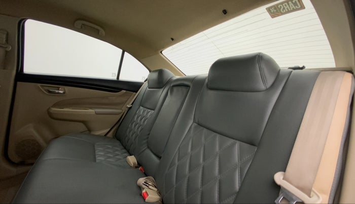 2017 Maruti Ciaz VDI+ SHVS, Diesel, Manual, 81,531 km, Right Side Rear Door Cabin