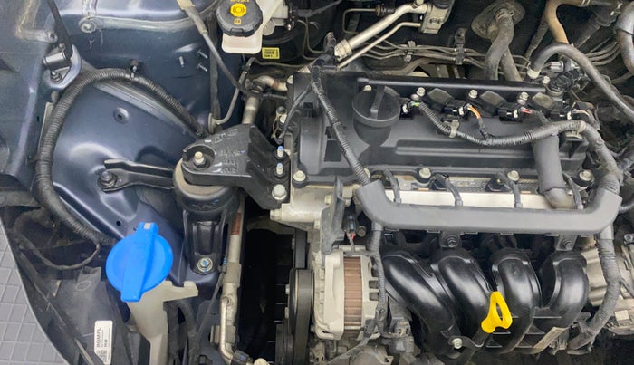 2020 Hyundai VENUE S 1.2, Petrol, Manual, 59,069 km, Engine View - Right