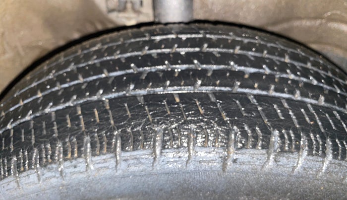 2018 Maruti Wagon R 1.0 LXI CNG, CNG, Manual, 49,396 km, Right Front Tyre Tread