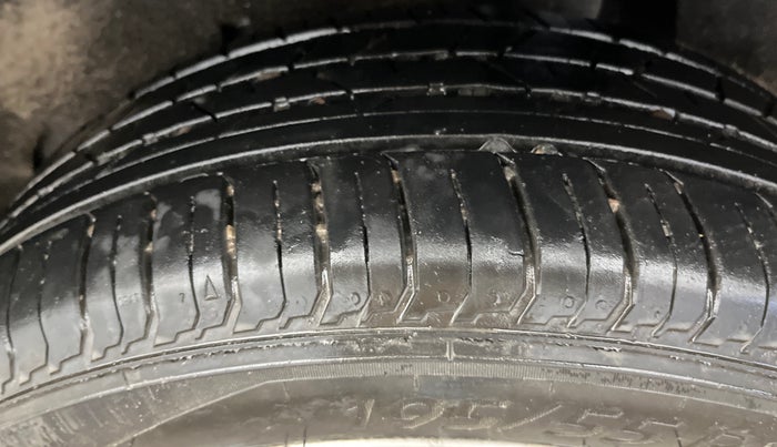 2017 Maruti Baleno ZETA CVT PETROL 1.2, Petrol, Automatic, 85,544 km, Left Rear Tyre Tread