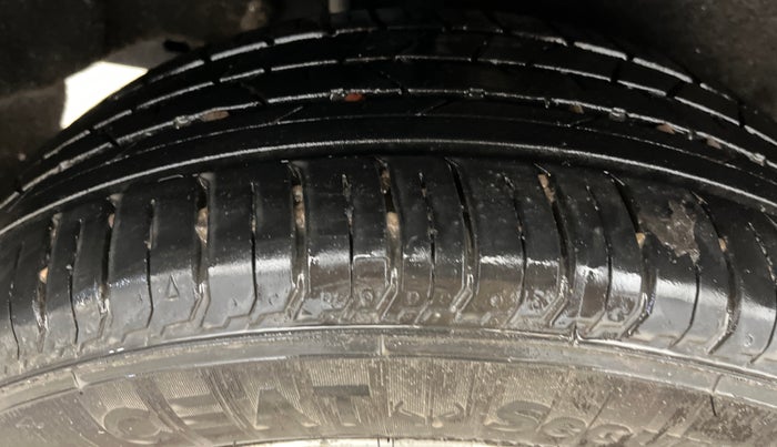 2017 Maruti Baleno ZETA CVT PETROL 1.2, Petrol, Automatic, 85,544 km, Right Rear Tyre Tread