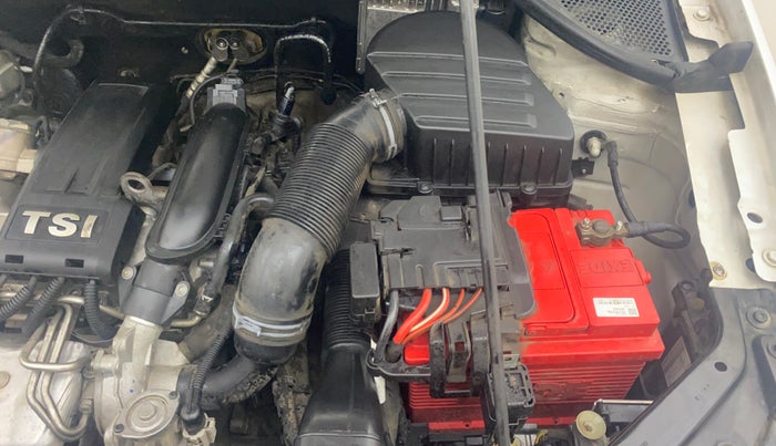 2018 Volkswagen Vento HIGHLINE PETROL AT, Petrol, Automatic, 48,512 km, Engine View - Left