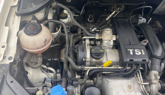 2018 Volkswagen Vento HIGHLINE PETROL AT, Petrol, Automatic, 48,512 km, Engine View - Right