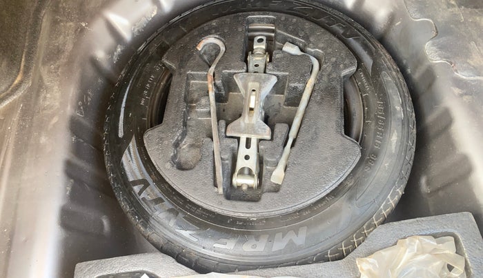 2018 Maruti Ciaz ALPHA 1.4 PETROL, Petrol, Manual, 1,08,199 km, Spare Tyre